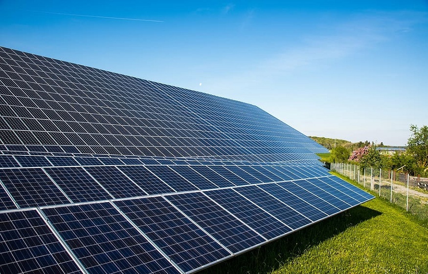 Orlando King Explains Off-the-Grid Solar Energy