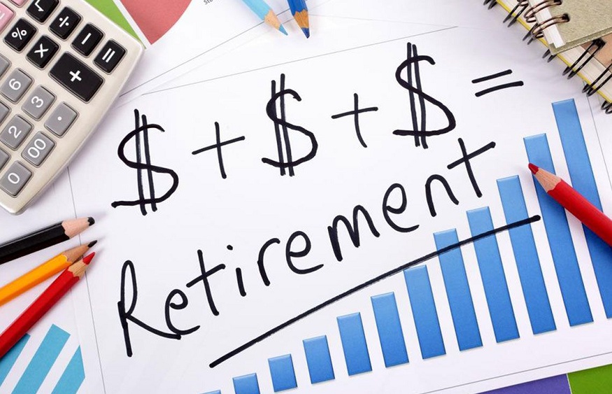 What are the benefits made by the retirement calculator?