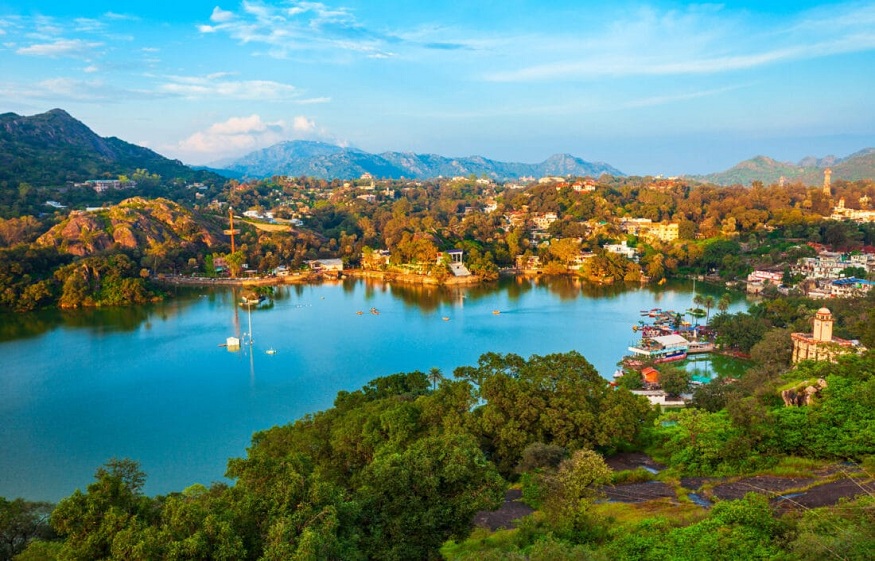 What are the best places that you need to visit to have a perfect holiday in Mount Abu?